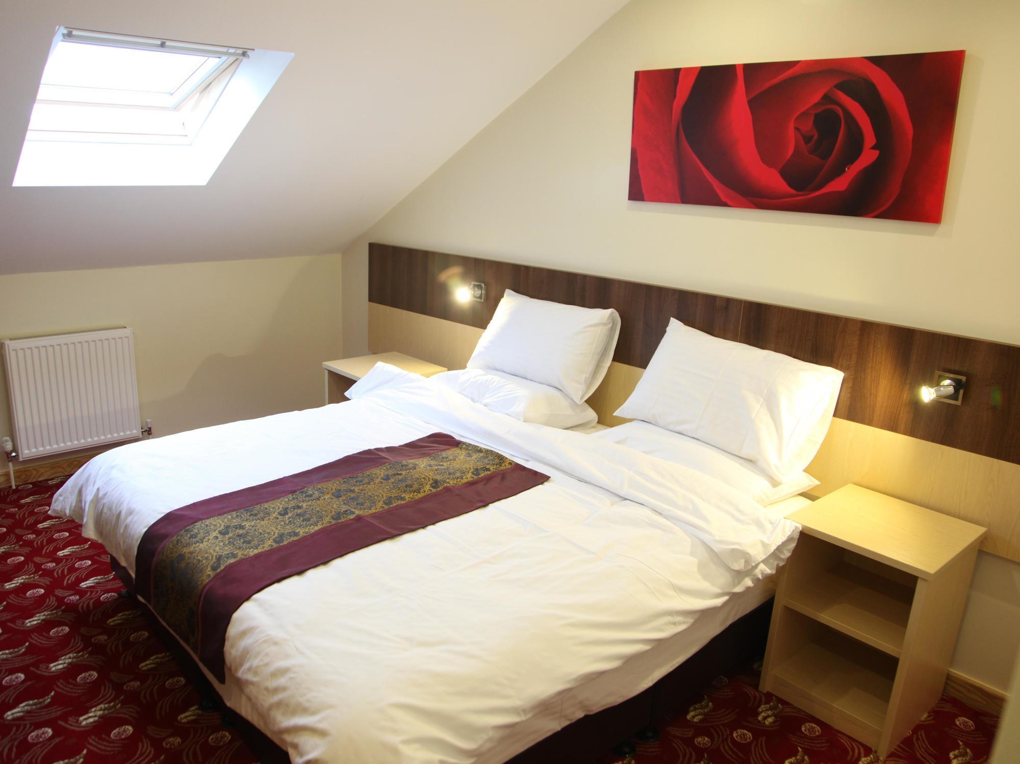 Cambridge Hotel Huddersfield Eksteriør billede