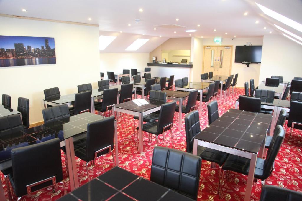 Cambridge Hotel Huddersfield Eksteriør billede